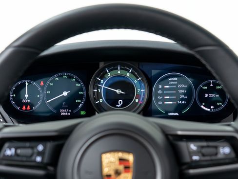 Certified 2024 Porsche 911 Carrera S RWD image 26