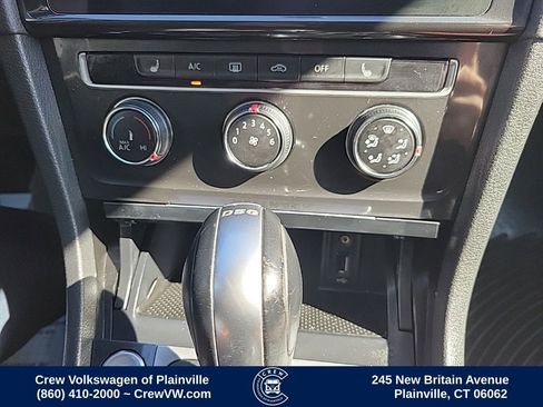 Used 2018 Volkswagen Golf Alltrack SE image 7