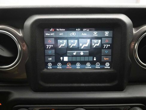 Used 2021 Jeep Wrangler Unlimited Sahara w/ Cold Weather Group image 13