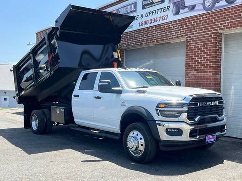 New 2026 RAM 5500 Tradesman AWD/4WD image 2