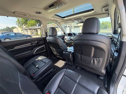 Used 2020 Kia Telluride EX w/ EX Premium Package FWD image 22