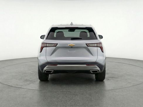 Used 2025 Chevrolet Equinox LT FWD image 7