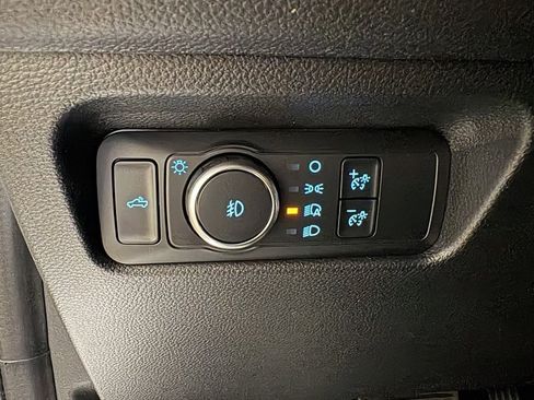 New 2025 Ford Ranger XLT w/ Convenience Package image 18