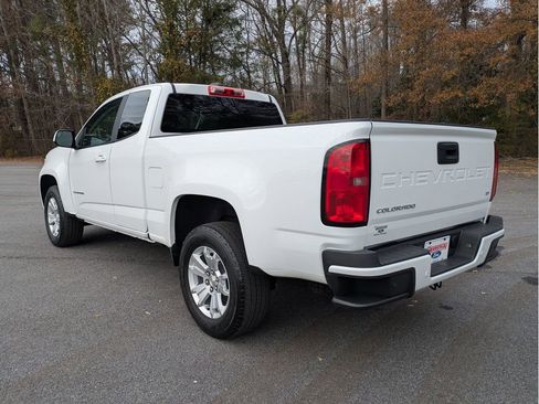 Used 2022 Chevrolet Colorado LT w/ Fleet Safety Package image 11