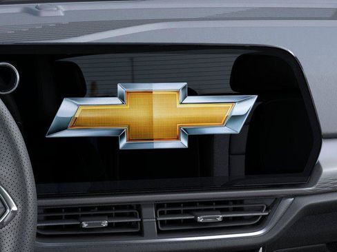 New 2026 Chevrolet Equinox EV LT FWD image 37
