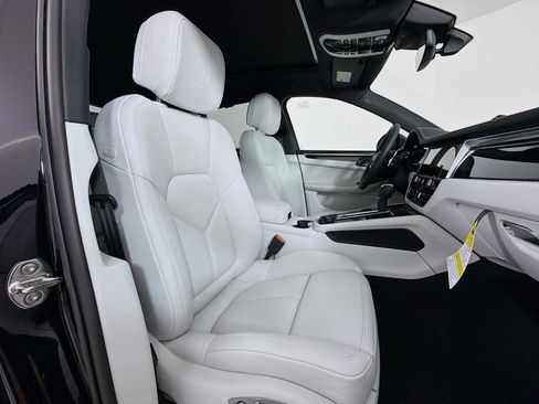 New 2026 Porsche Macan S image 30