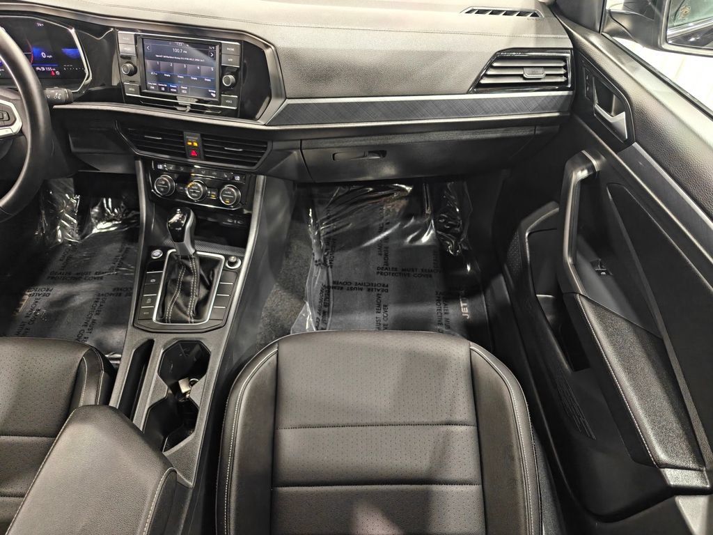 Used 2023 Volkswagen Jetta SE FWD image 21