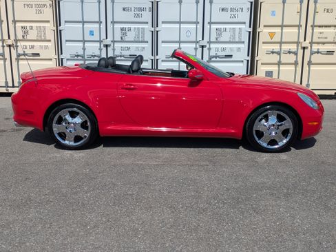 Used 2003 Lexus SC 430 Convertible RWD image 3