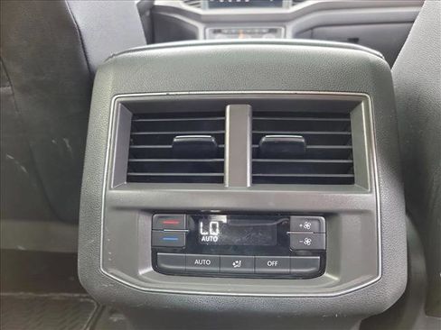 Used 2019 Volkswagen Atlas SE FWD image 14