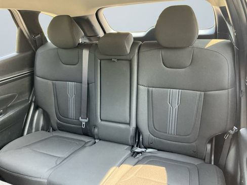 Used 2023 Hyundai Tucson SEL FWD image 14