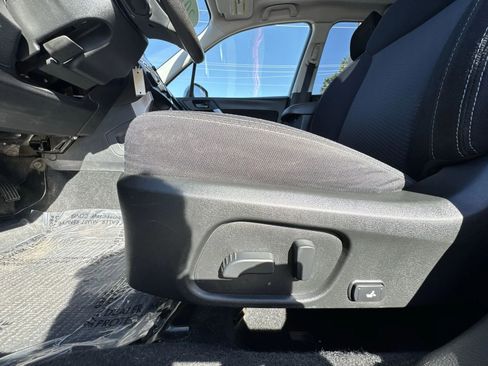 Used 2015 Subaru Forester 2.5i Premium w/ All-Weather Package image 14
