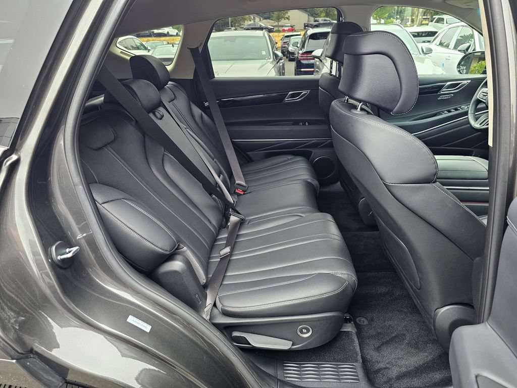 Certified 2026 Genesis GV80 2.5T AWD/4WD image 25