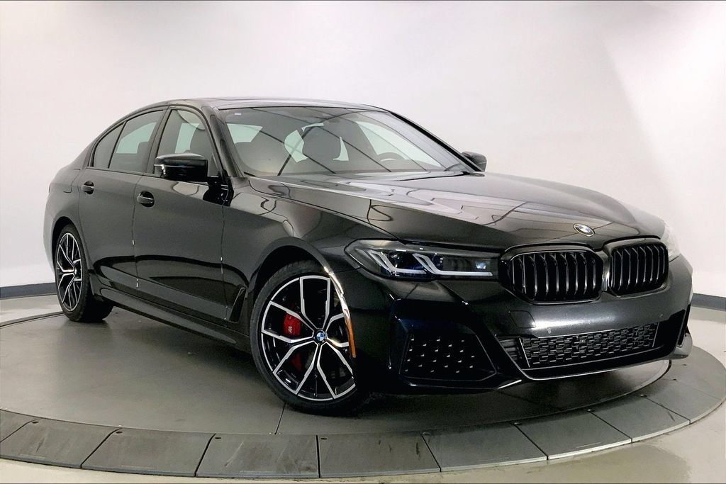 Used 2022 BMW 540i xDrive w/ M Sport Package AWD/4WD image 1