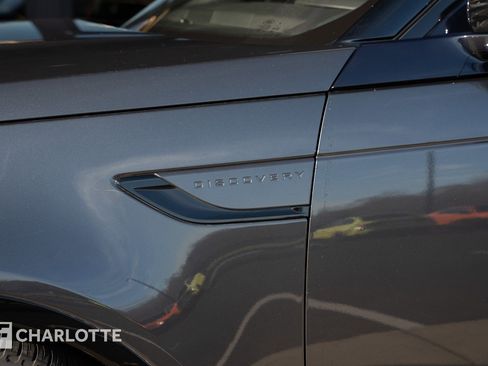 Used 2023 Land Rover Discovery HSE R-Dynamic image 8