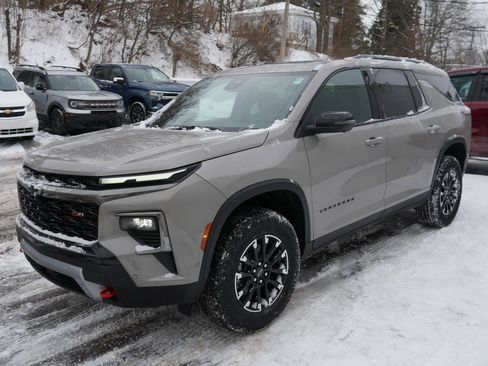 New 2026 Chevrolet Traverse Z71 w/ Enhanced Driving Package image 4