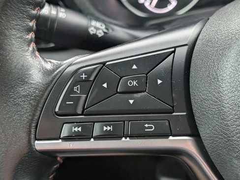 Used 2022 Nissan Sentra SR w/ Lighting Package FWD image 20