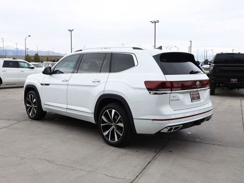 Used 2025 Volkswagen Atlas SEL Premium R-Line AWD/4WD image 4