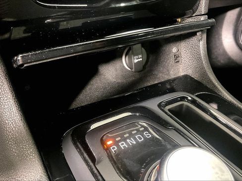 Used 2023 Chrysler 300 S RWD image 29