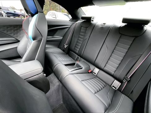 Used 2025 BMW M2 image 19