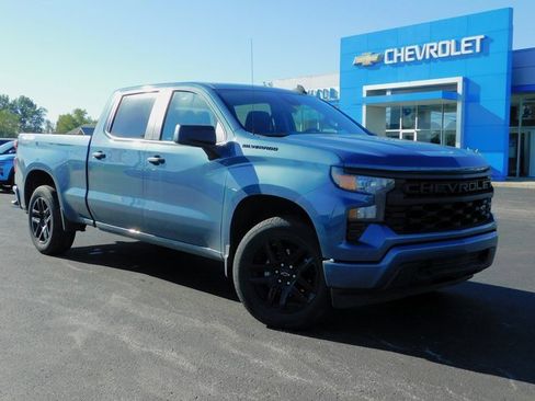 Used 2024 Chevrolet Silverado 1500 Custom w/ LPO, Dark Essentials Package image 32