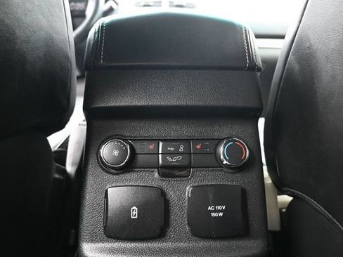 Used 2018 Ford Explorer Platinum AWD/4WD image 24