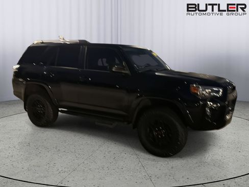 Used 2023 Toyota 4Runner SR5 RWD image 5