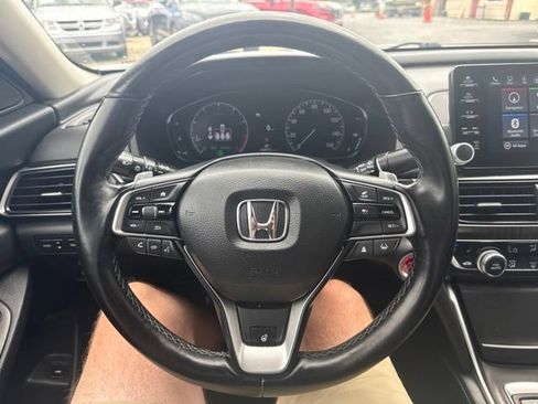 Used 2022 Honda Accord Touring image 23