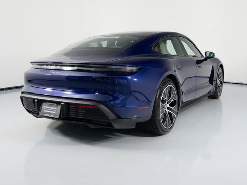 Certified 2022 Porsche Taycan image 10