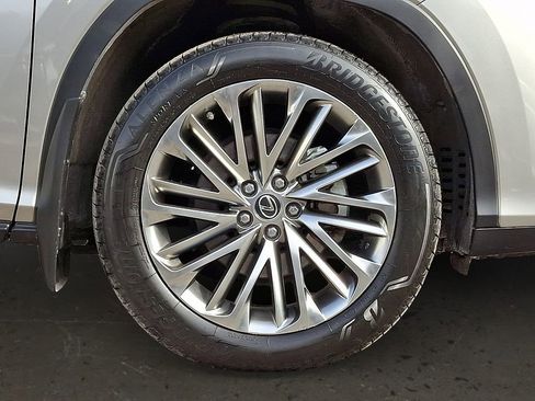 Used 2022 Lexus RX 350 AWD w/ Luxury Package image 9