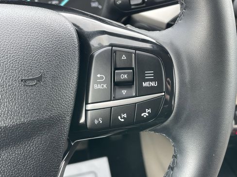 Used 2022 Ford Escape SEL image 20