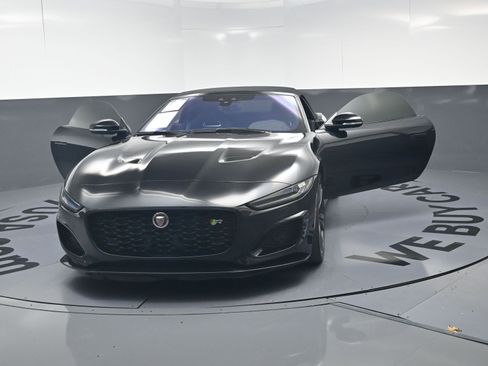 Used 2021 Jaguar F-TYPE R image 13