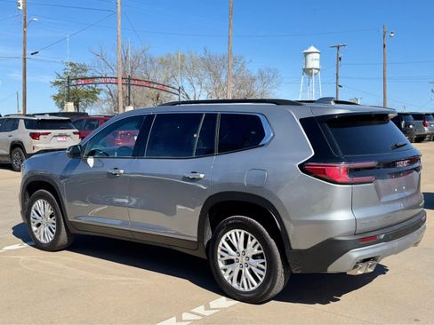 Used 2026 GMC Acadia Elevation w/ Elevation Premium Package image 6