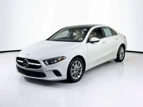 Used 2022 Mercedes-Benz A 220 A 220 image 1