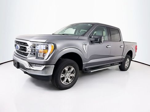 Used 2022 Ford F150 XLT w/ Equipment Group 302A High AWD/4WD image 3