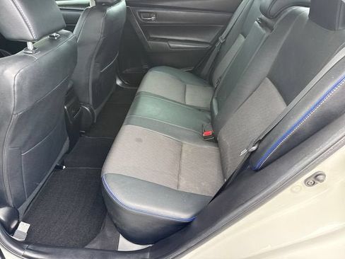 Used 2018 Toyota Corolla SE FWD image 11