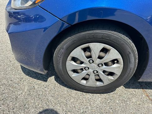 Used 2017 Hyundai Accent SE FWD image 6