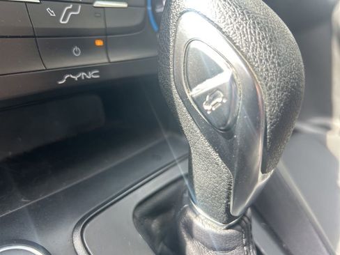 Used 2017 Ford Focus SE FWD image 31