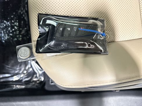 Used 2019 Lexus ES 350 w/ Premium Package image 36