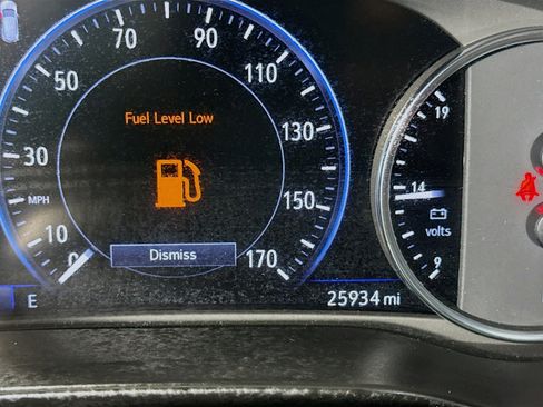 Used 2024 Buick Enclave Premium AWD/4WD image 16