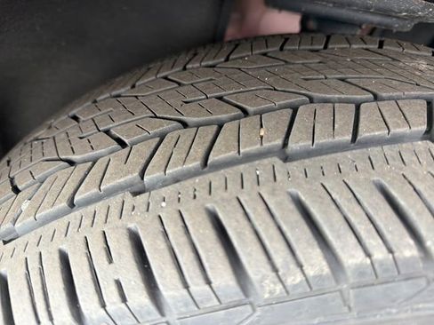 Used 2024 GMC Acadia Denali w/ Super Cruise Package AWD/4WD image 33