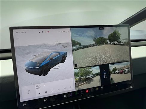Used 2024 Tesla Cybertruck AWD Crew Cab image 22