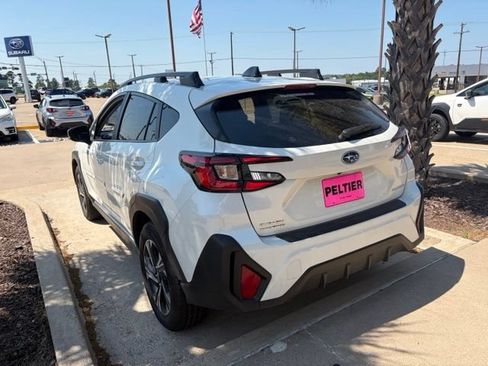 Used 2025 Subaru Crosstrek 2.5i Premium AWD/4WD image 18