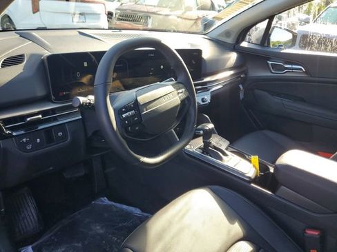 New 2026 Kia Sportage SX image 7