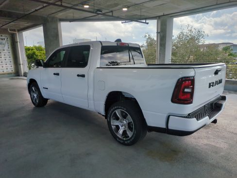 New 2026 RAM 1500 Express image 7