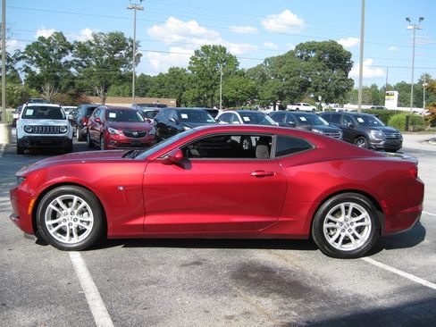 Used 2021 Chevrolet Camaro LS RWD image 4