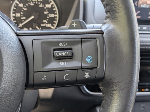 Used 2021 Nissan Rogue SV w/ Premium Package AWD/4WD image 24