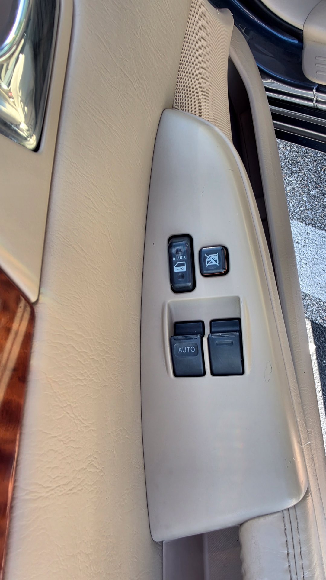 Used 2008 Toyota Solara SLE FWD image 15