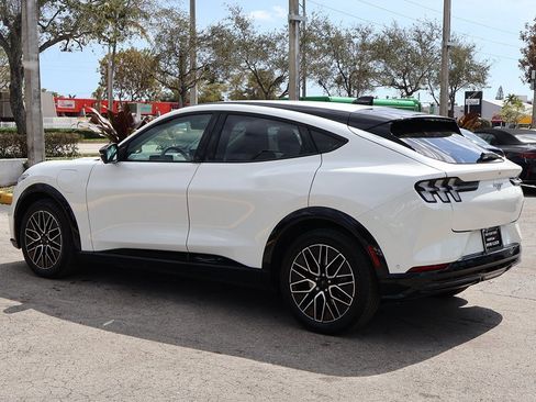 Used 2024 Ford Mustang Mach-E Premium image 10