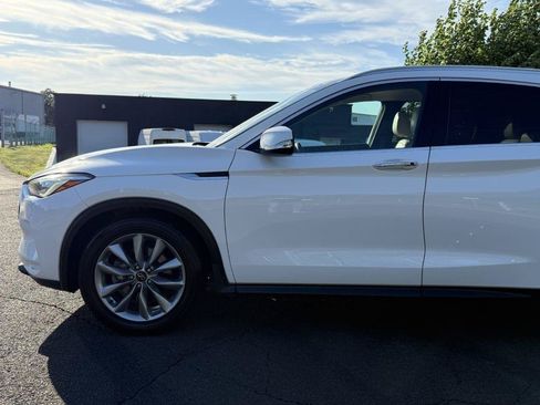 Used 2020 INFINITI QX50 Luxe w/ Cargo Package AWD/4WD image 5