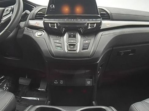 Used 2025 Honda Odyssey EX-L image 25